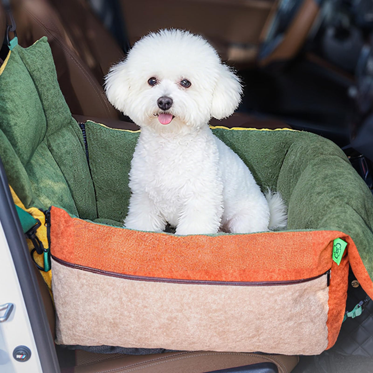 2-in-1 Dog Car Seat for Small Dogs W104672