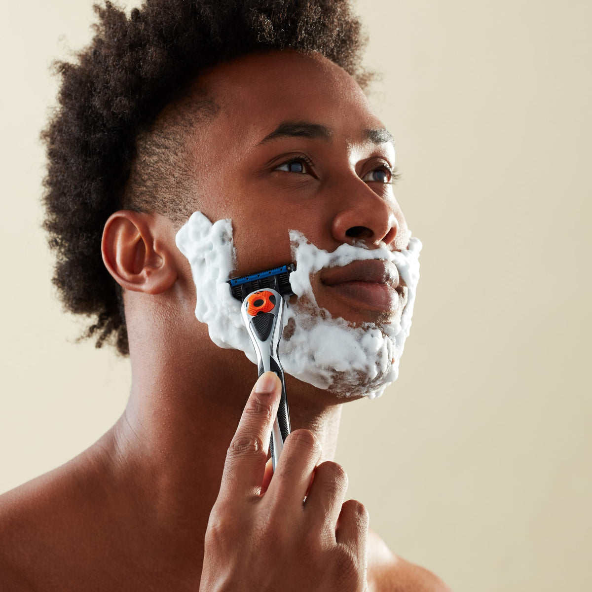 5-Blade Razor with Beard Trimmer and 2 Cartridges A814447
