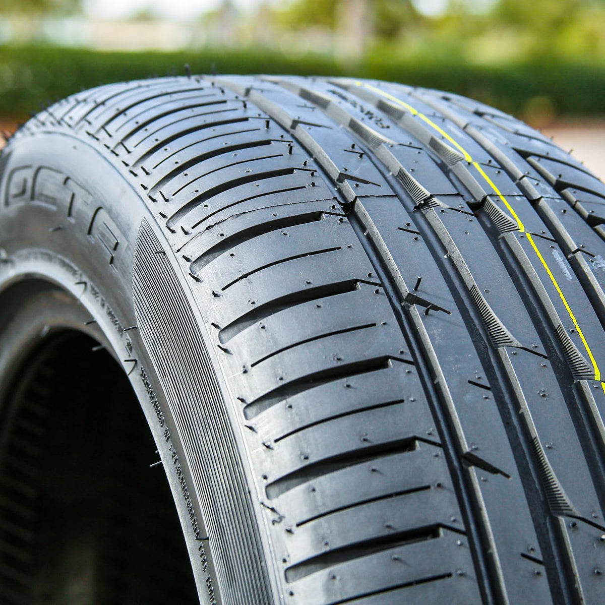2 x 215/60R16 99V XL All Season Performance Tires K484407