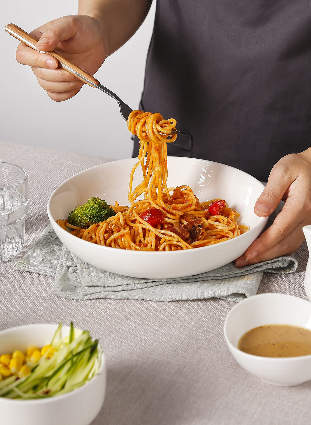White Pasta Bowls Set of 4 and Jumbo Mugs Set of 4 E945694
