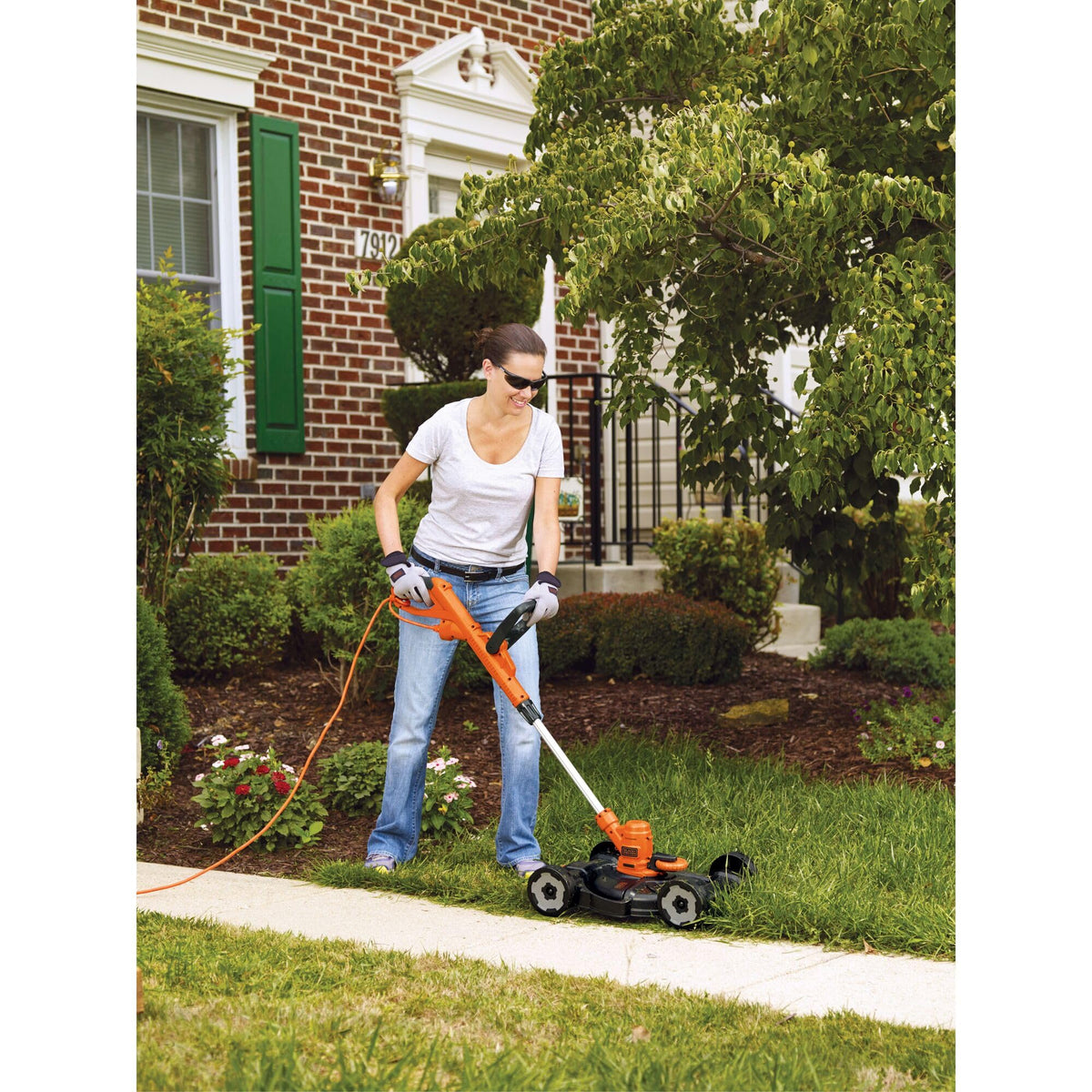 3-in-1 String Trimmer/Edger & Lawn Mower, 6.5-Amp, 12-Inch, Corded L666229